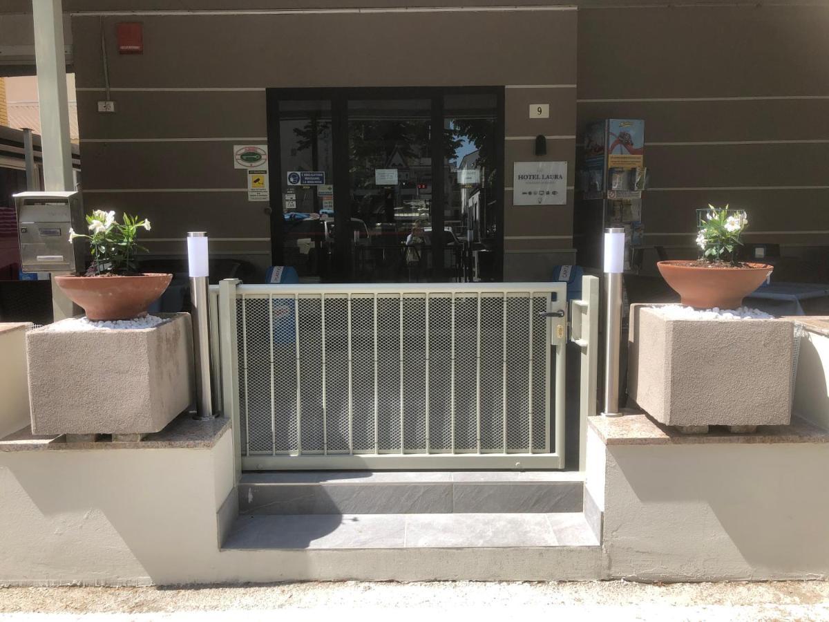 Hotel Laura Rimini Dış mekan fotoğraf