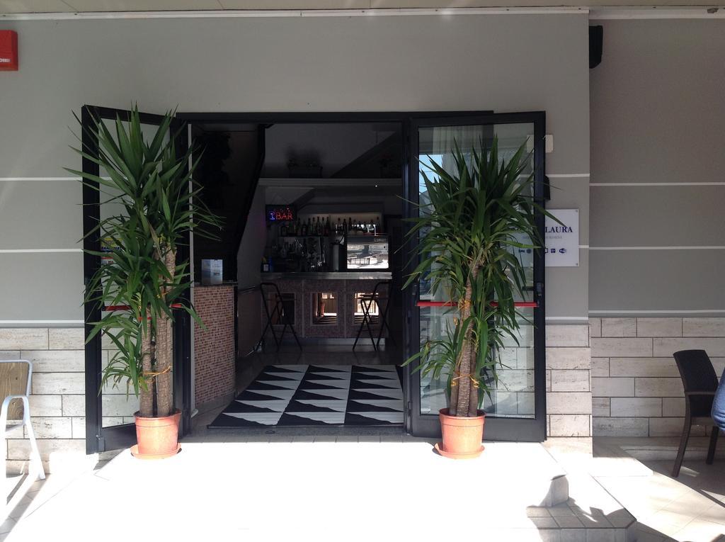 Hotel Laura Rimini Dış mekan fotoğraf