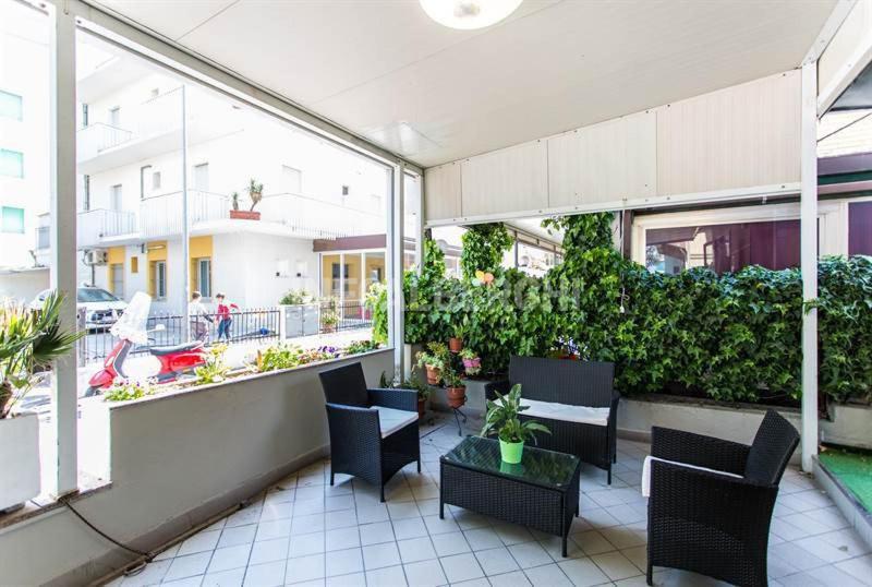 Hotel Laura Rimini Dış mekan fotoğraf